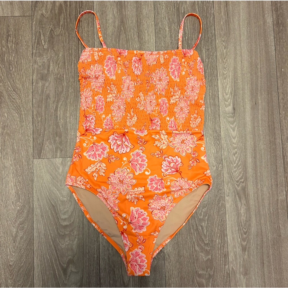 NWOT Old Navy One-Piece Swimsuit